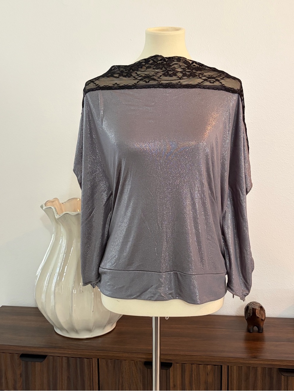 NWOT Lace-Yoke Shimmer Dolman Blouse in Metallic‎ Gray Size 3XL